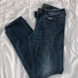 American Eagle “Extreme Flex” Slim Straight